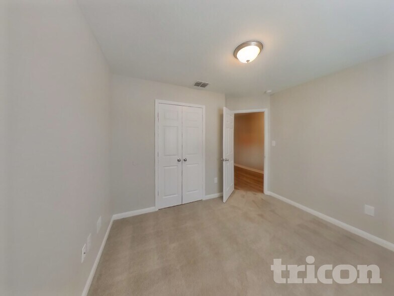 Building Photo - 11651 Luckey Vista