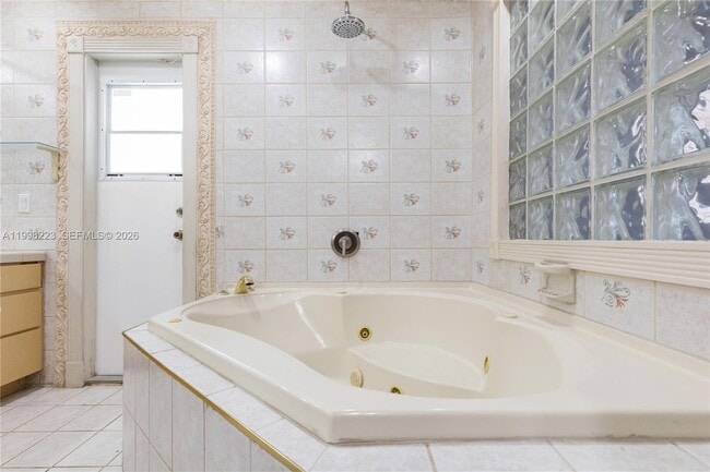 Building Photo - 8970 Johnson St