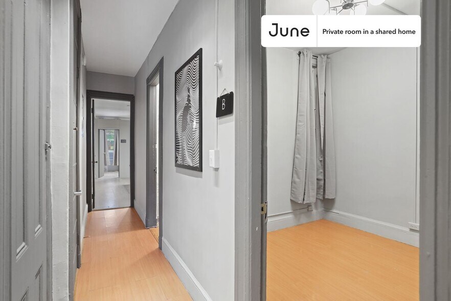 Building Photo - Room in Shared 4 bed/1 bath home