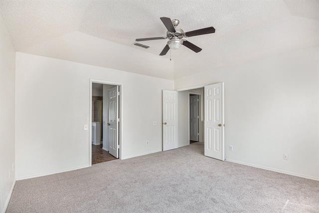 Building Photo - 8201 Cloverglen Ln