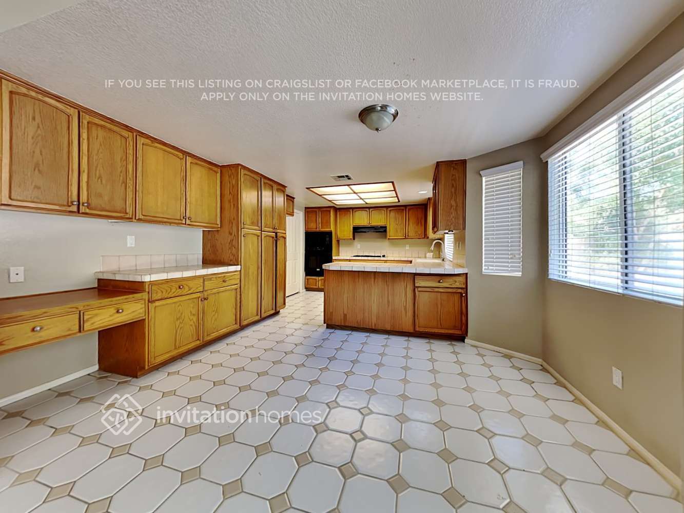 Building Photo - 5029 W Ave M12