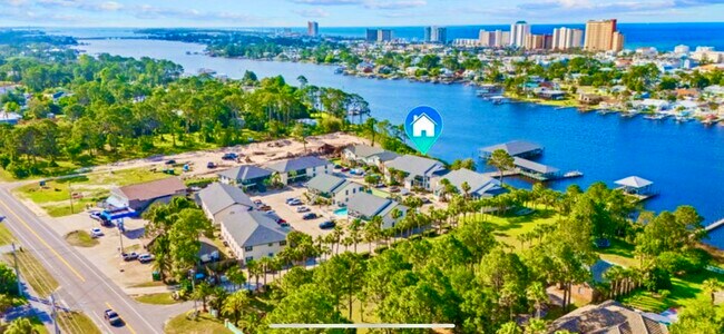 Building Photo - 7813 N Lagoon Dr