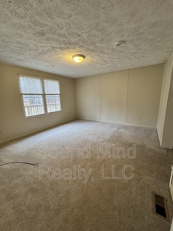 Building Photo - 5816 Goolsby Ct