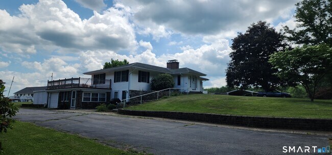 Building Photo - 96 Stanavage Rd
