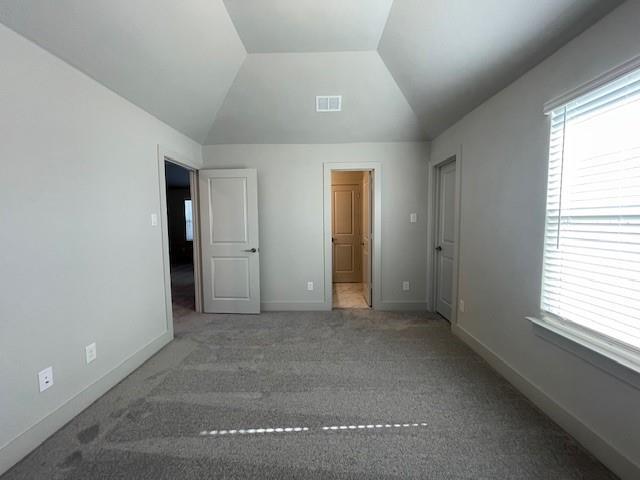 Building Photo - 3743 Milwaukee Ave