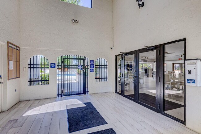 Building Photo - 405 Sea Oats Dr