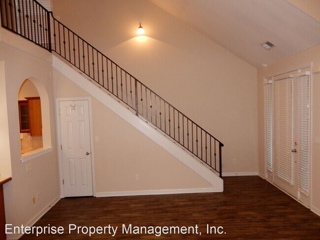 Building Photo - 3 br, 2.5 bath House - 1254 Isle Pointe Drive