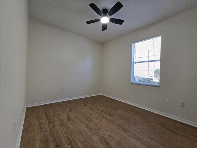 Building Photo - 6889 Lake Eaglebrooke Dr