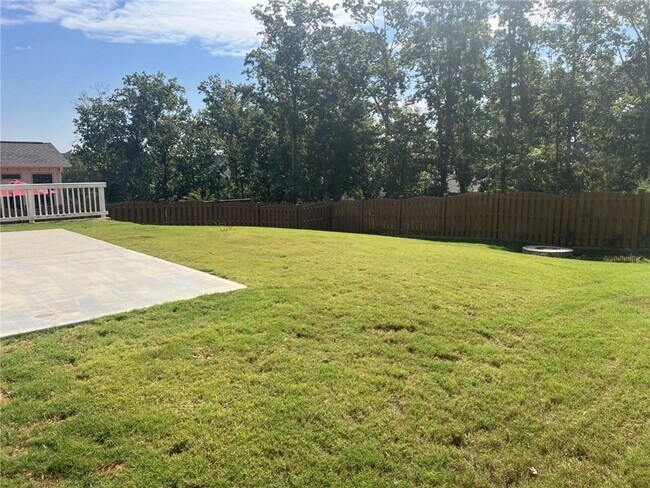 Building Photo - 6832 Lake Overlook Ln