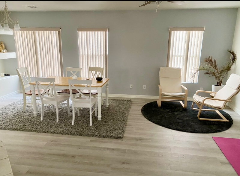 Building Photo - 929 Plantain Lily Ave