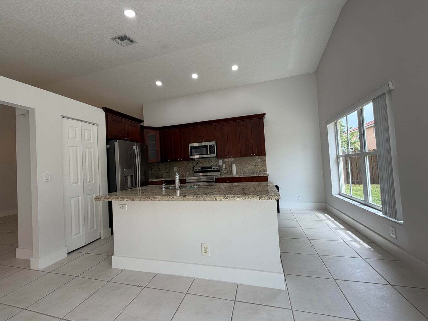 Building Photo - 3386 Treasure Ln