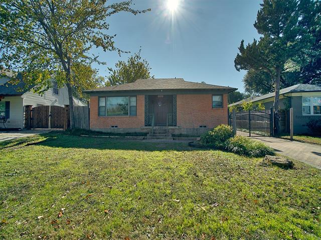 Building Photo - 2318 Elmwood Blvd