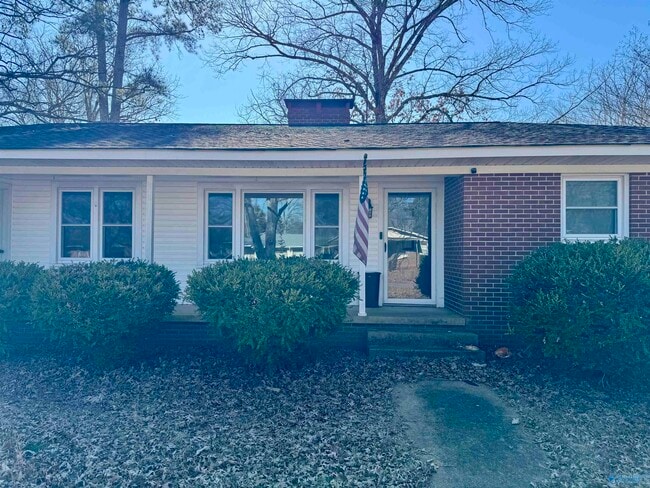 Building Photo - 804 Hereford Dr