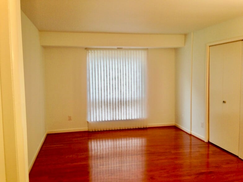 bedroom - 11606 Vantage Hill Rd