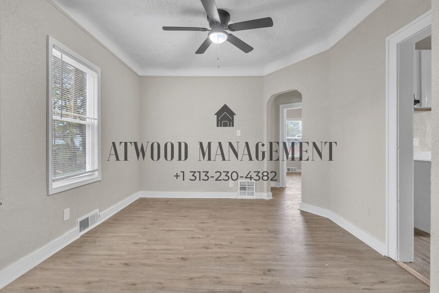 Building Photo - This beautifully updated 4-bedroom, 2-bath single-family home is ready for move-in!