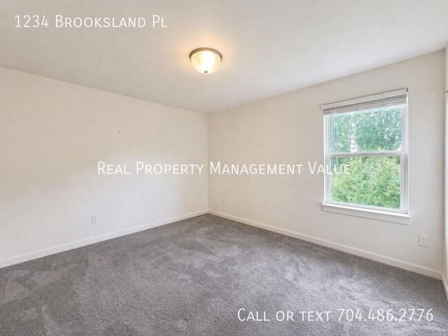 Building Photo - 1234 Brooksland Pl
