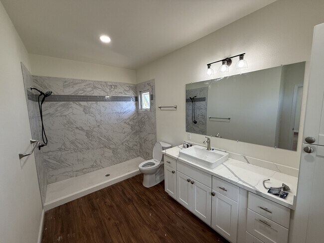 Building Photo - 51-476-476 Lihimauna Rd