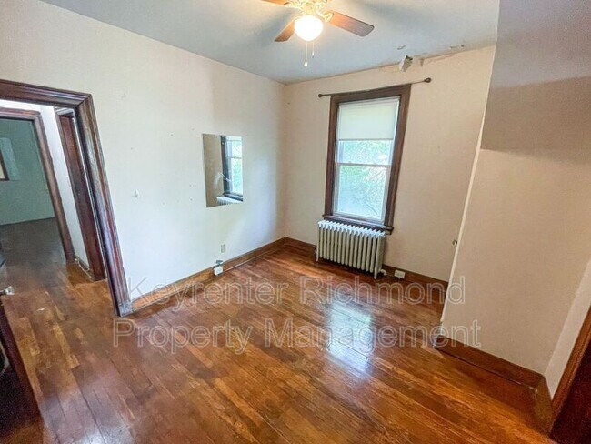 Building Photo - 2806 Hawthorne Ave