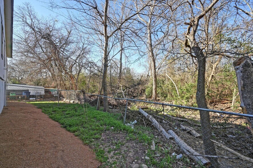 Building Photo - 5303 Spring Meadow Rd