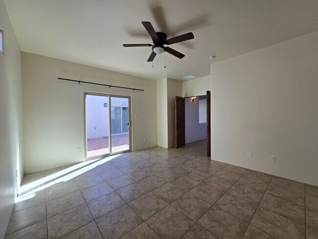 Building Photo - 12 Pinon Doblado