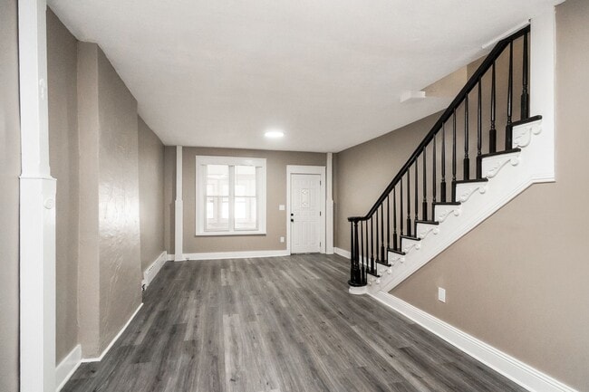 Building Photo - Updated 3BR Home – Walk to Lehigh & Downto...