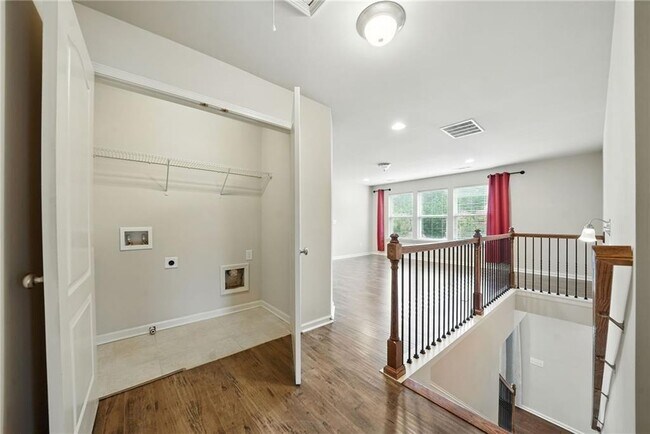Building Photo - 2408 Chancery Mill Ln