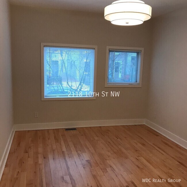Building Photo - 2118 10th St NW