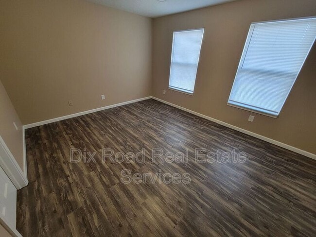 Building Photo - 268 Timber Hill Dr