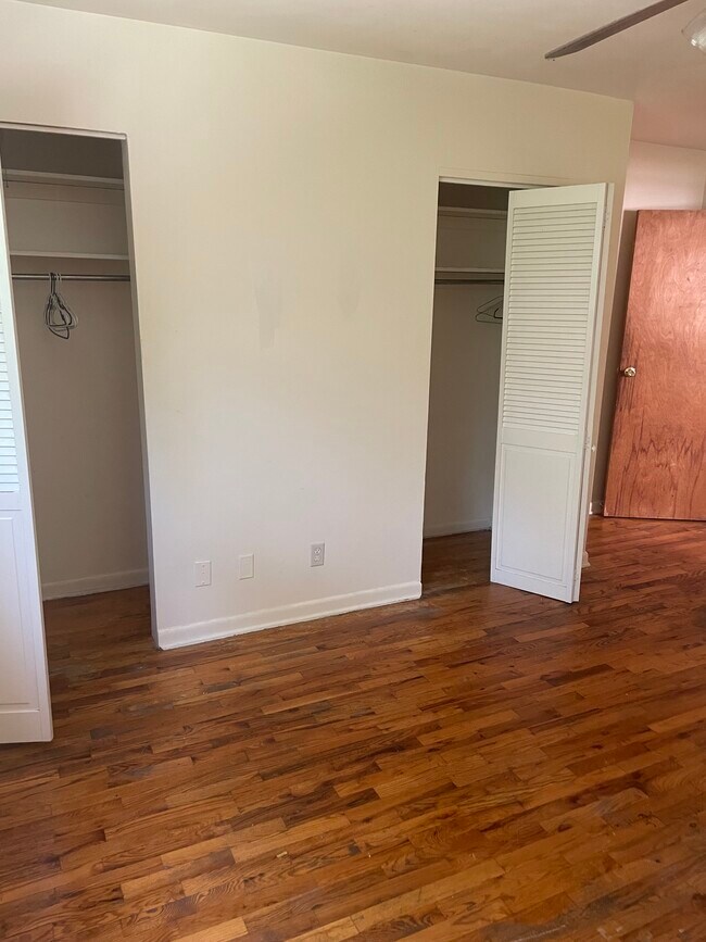 Bedroom 1 - 2660 Vera Ave