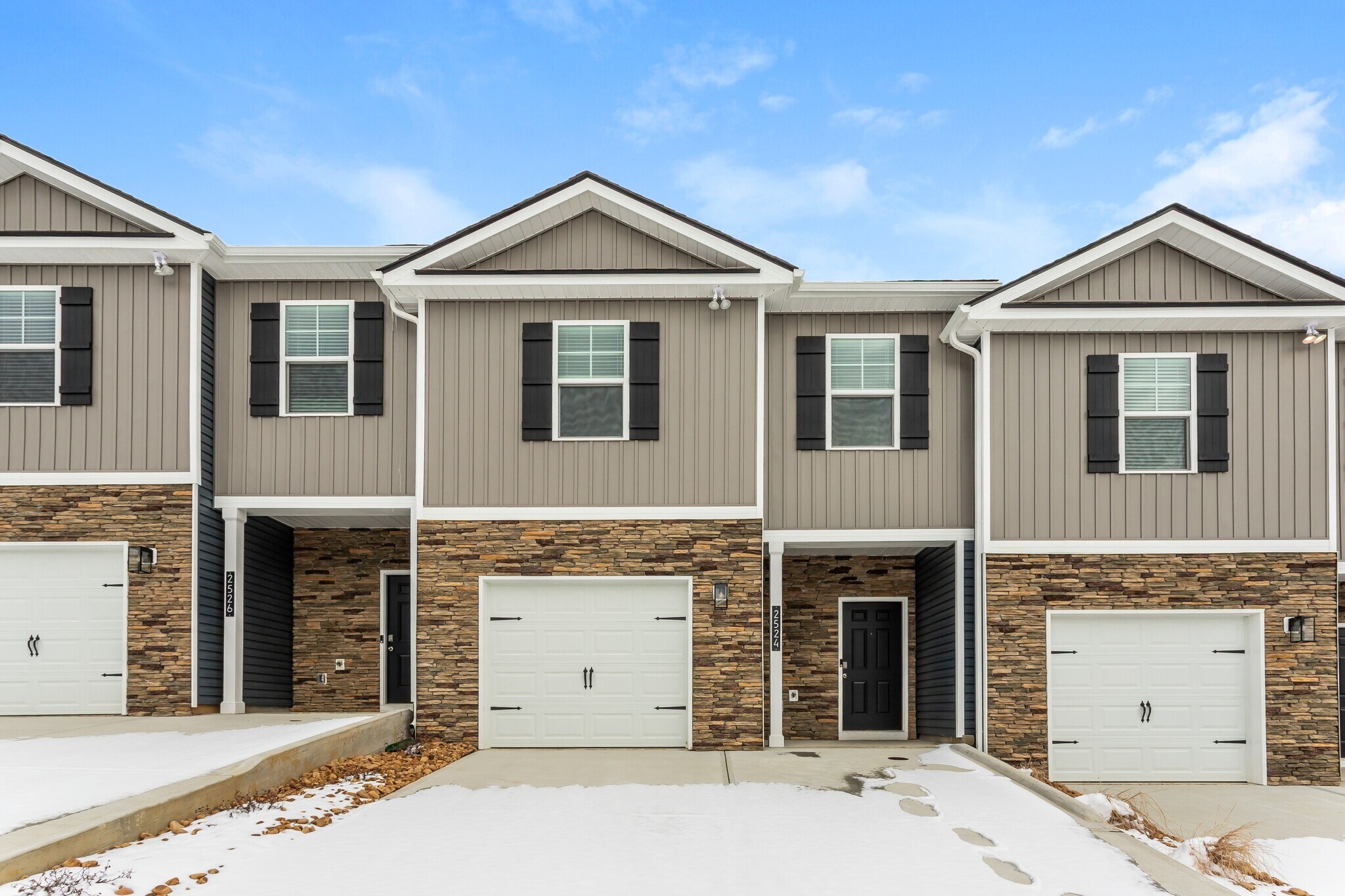 Building Photo - 2524 Legg Ln