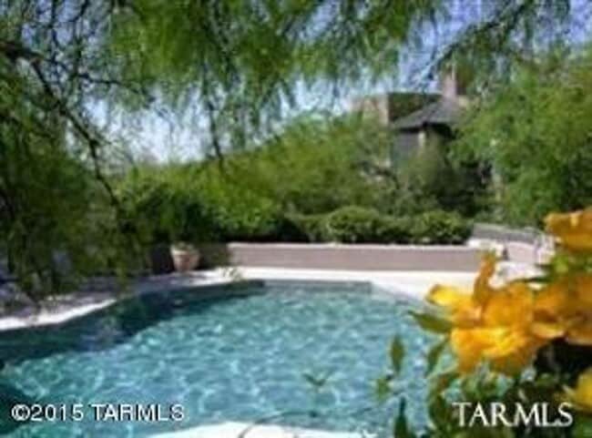 Building Photo - Charming  Updated 2BR- 2  BATH FOOTHILLLS CONDO