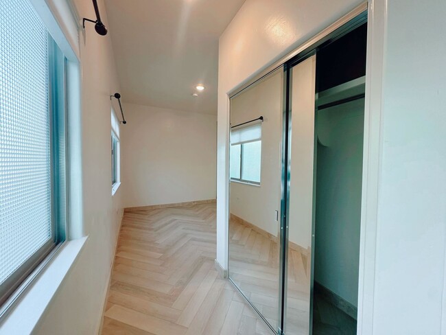 Building Photo - Upgraded 3 Bed / 2 Bath on Fire Mountain