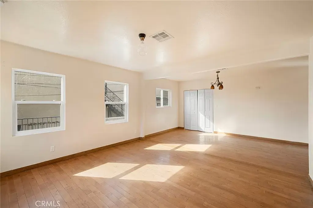 dinning room - 623 Brittania St