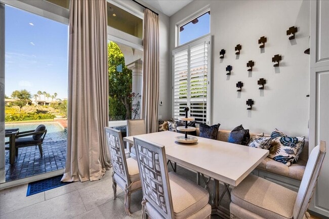 Building Photo - 48385 Vista Calico