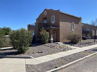 Building Photo - Pre-Leasing for August!