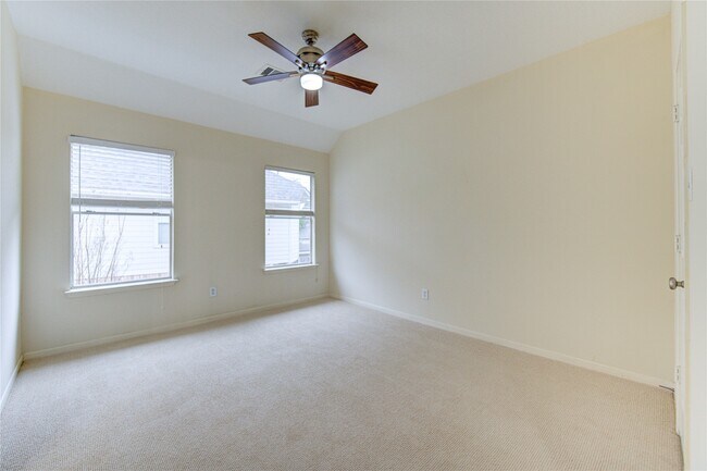 Building Photo - 2327 Centerbrook Ln