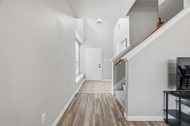 Building Photo - 71 Summer Haze Cir