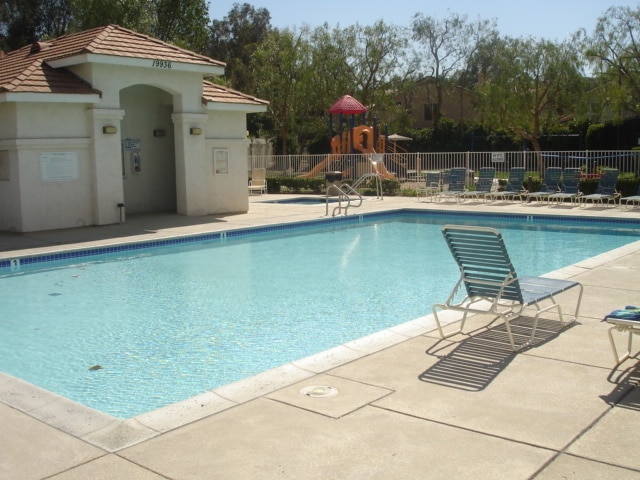 Building Photo - Spacious 3-Bedroom Home with Community Poo...