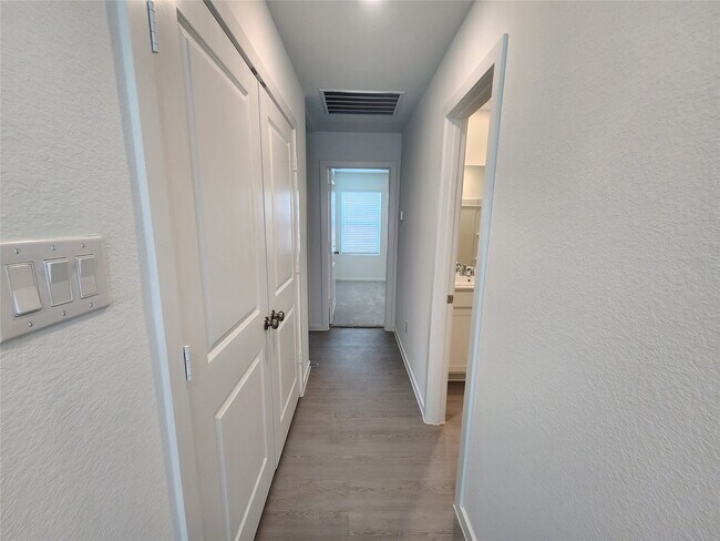Building Photo - 905 Coperchiata Cir