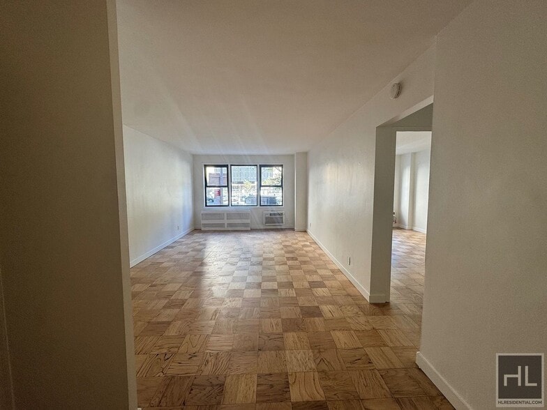 Primary Photo - EAST 36 STREET