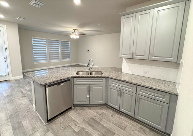 Building Photo - 3641 Harebell Dr
