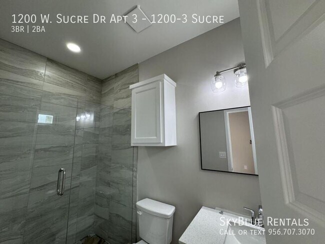 Building Photo - 1200 Sucre Dr