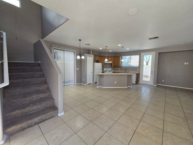 Building Photo - Beautiful 3 Bedroom Home located within North Las Vegas Manicured HOA - $1895 off Feb 2026 - Ask ...