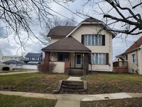 Building Photo - Single family home on Marland Heights