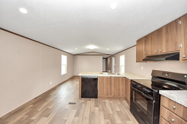 Building Photo - 13718 Brigadier Dr