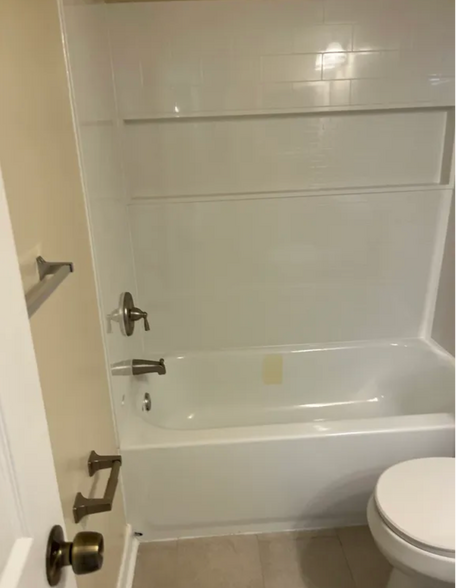 Building Photo - 2182 Bees Ferry Rd