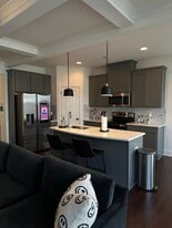 Building Photo - 7784 Baron Rd