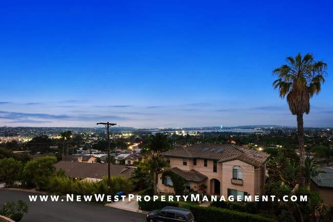 Building Photo - Exquisite Pacific Beach 4 bedroom located on a quiet cul-de-sac in the coveted Floral Terrace com...