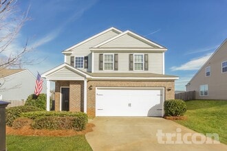 Building Photo - 651 Braekel Way