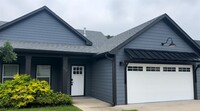 Building Photo - 412 Carneros Dr